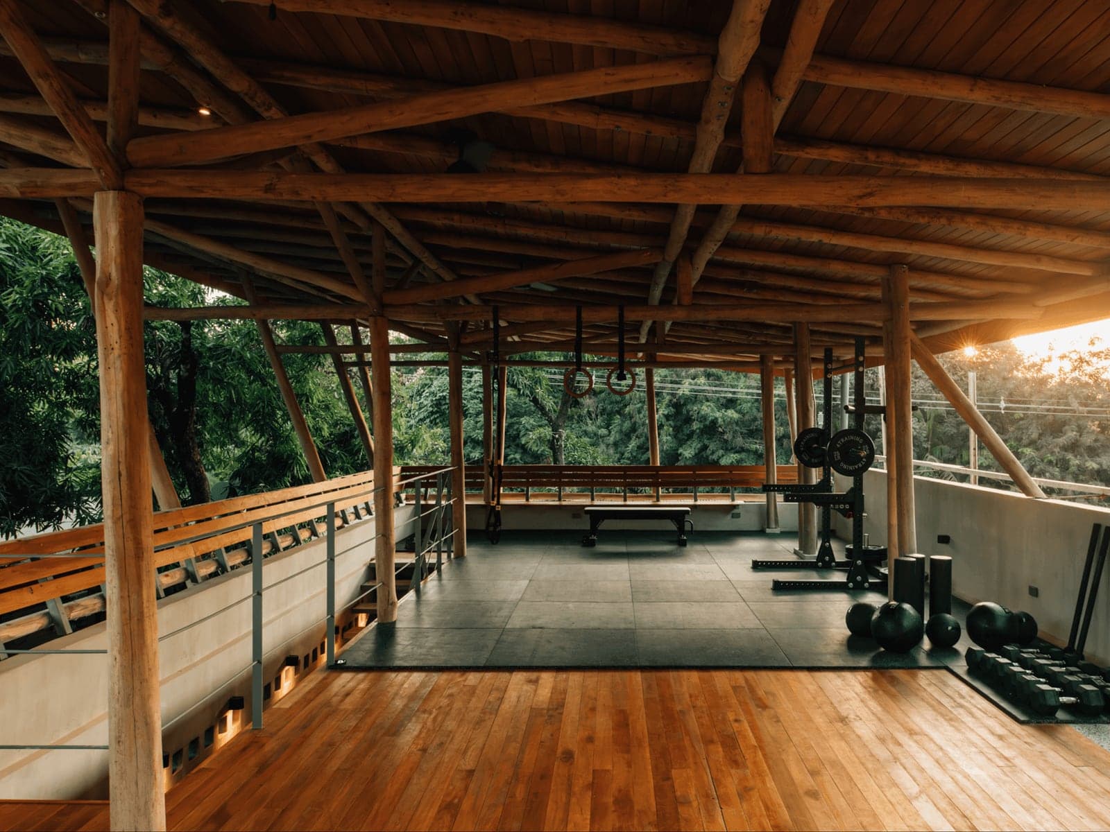Somos · Gym & Sauna — Open-air gym · sauna · cold plunge